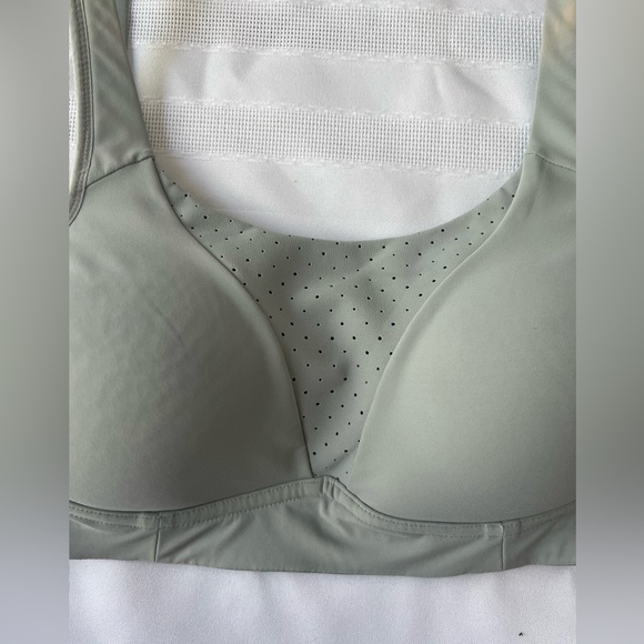 Lululemon | Run Times Bra, High Support | Size 34C - Picture 3 of 15